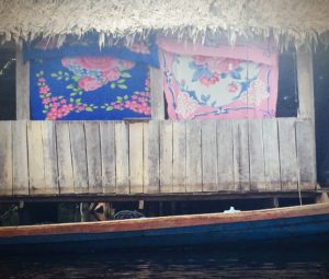 El Chino Village | Amazon
