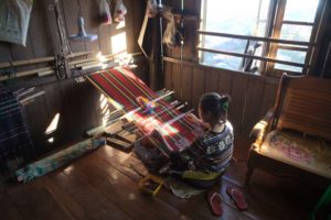 Falam-Razel-weaving