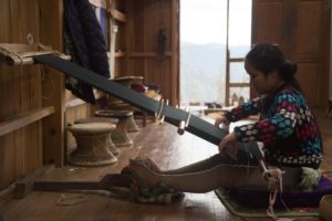 Hakha-Aidii-weaver