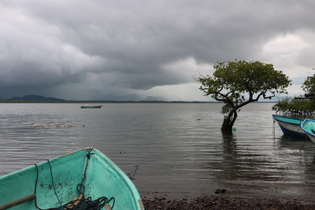 pilgrim-magazine-poaching-night-patrol-isla-chira-4