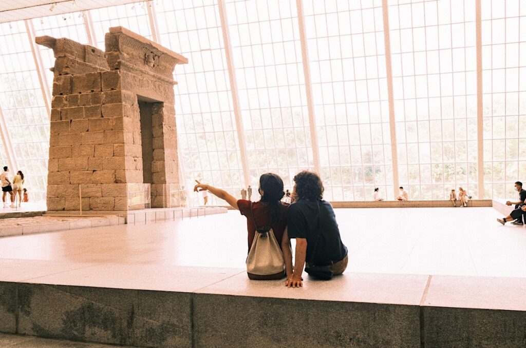 pilgrim-magainze-dean-hinnant-couple-at-the-met